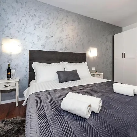 Deluxe A&a Apartament