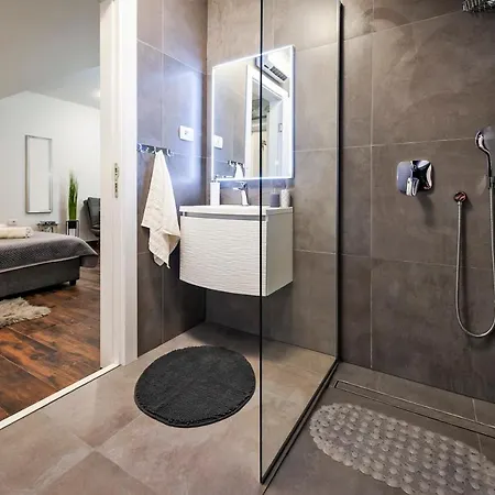 Deluxe A&a Apartament