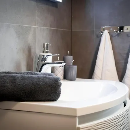 Deluxe A&a Apartament *